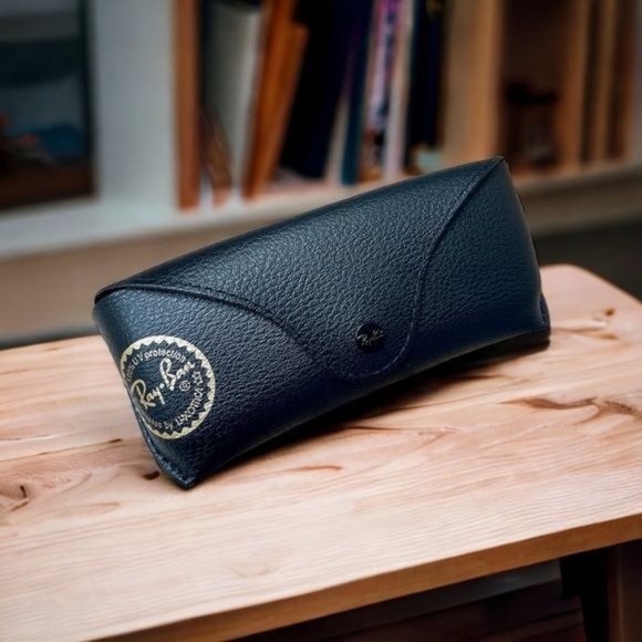 Ray-Ban Black Leather Case for Aviator Sunglasses - Picture 1 of 4